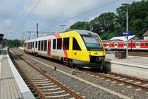 HLB VT 252 (648 152/652) als RB 90 (61615)  Westerwald-Sieg-Bahn  Siegen Hbf - Westerburg verlässt am 13.08.17 den Bahnhof Au (Sieg).