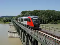 Der 5022 014 als REX nach Linz am 21.07.2017 unterwegs bei Braunau.