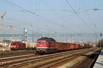 232 690 mit FZT 56421 und 189 031 in M�nchen Laim Rbf (11.04.2007)