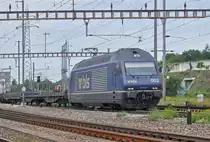 BLS Lok 465 002-4 durchfährt den Bahnhof Pratteln. Die Aufnahme stammt vom 21.08.2017.