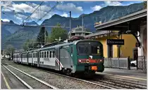 Der Regionalzug aus Colico trifft ein. Wie seit Jahrzehnten verkehren immer noch diese betagten Fahrzeuge ALe 582-001/Le 562-029, die erst teilweise die Farben von LeNord tragen. (12.09.2017)