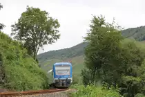 VEN 650 131  Lily  (führend) und VEN 650 132  Frida  als RB 85  Traben-Trarbach - Bullay (DB) am 19. September 2017.
Aufgenommen südlich von von Reil.
