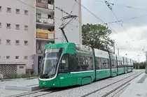 Die Schulungsfahrten auf der nach St. Louis verlängerten Linie 3 hat begonnen. Hier steht der Be 6/8 Flexity 5023 an der Haltestelle Place Mermoz. Die Aufnahme stammt vom 20.09.2017.