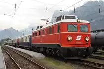 NLB 1110.505 am 23.September 2017 mit dem SR 14705 (Frankenmarkt - Graz) im Bahnhof Ebensee.