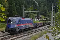 1116 195 mit Güterzug in Klaus am 26.09.2017.
