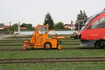 Windhoff Zweiwege-Rangierfahrzeug ZRW15, ÖBB-Inv.Nr. 92501073, am 22.September 2017 im Einsatz in Jedlersdorf.