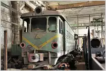 Werksgelände Calea Ferata Ingusta von Georg Hocevar in Criscior. Ein Rossia Triebwagen, wie er im Wassertal fährt, wird auchaufgearbeitet. (17.06.2017)