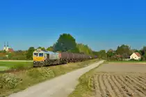 247 057 mit einem Kesselzug am 02.10.2015 bei Altötting. 