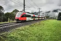4024 122-6  Sonnenstadt Lienz  fährt als S1 4222 (Sillian - Friesach) bei Berg im Drautal vorüber.
Aufgenommen am 17.9.2017.