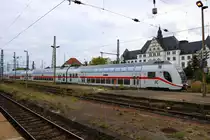 DBpbzfa 668.2 mit Schublok BR 146.5 DB als IC 2444 (Linie 55) von Dresden Hbf nach K�ln Hbf erreicht Halle(Saale)Hbf auf Gleis 1. Hier aufgenommen vor dem Geb�ude der ehemaligen Reichsbahndirektion (Rbd) Halle. [9.9.2017 - 17:08 Uhr]