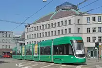 Be 6/8 Flexity 5031, auf der Linie 1, fährt zur Haltestelle Markthalle. Die Aufnahme stammt vom 16.09.2017.