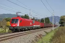 1116 191 + 1144 056 mit Güterzug bei Niklasdorf am 2.10.2017.