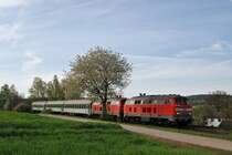 218 387 und 218 138 mit RE 457 vor Sulzbach-Rosenberg (21.04.2007)
