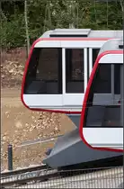 Hoch über ihren Gleisen -

... liegen die talseitigen Fronten der neuen Standseilbahn in Luxemburg.

04.10.2017 (M)