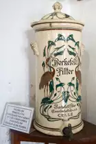 Über den Waschtischen der Pullman-Abteile der Companhia Paulista (CP) hingen diese Berkefeld-Filter für die Wasseraufbereitung. Eisenbahnmuseum Jundiai, 12.10.2017