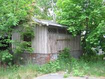 Selbst einen Freiabort findet man auf dem Stollberger Bahnhofsgel�nde noch, 07.05.07