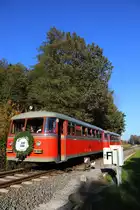 Hoffentlich nicht zum letzten mal befährt VT10.02 die Weiche 1 G in Gasselsdorf die die Anbindung zum letzten Teilstück der Sulmtalbahn bildet. 
Mit dem letzten Sonderzug zu den Feierlichkeiten 110 Jahre Sulmtalbahn und 10 Jahre Freunde der Sulmtalbahn 15.10.2017 