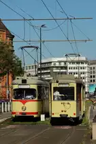 Am 15.10.2017 fanden anläßlich des Tages der offenen Tür im historischen Betriebshof Am Steinberg Zubringerfahrten mit verschiedenen Museumsfahrzeugen der Rheinbahn statt, hier begegnen sich der Achtachser 2965 und der KSW-Zug Tw 14/Bw 332 an der Haltestelle Steinstraße/Königsallee