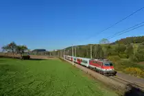 1142 610 mit einem REX am 14.10.2017 bei Vöcklabruck. 