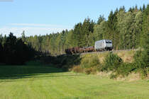 76 111 mit dem Stahlzug von Könitz nach Cheb bei Kirchenlamitz Ost, 29.09.2016