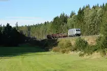 76 111 mit dem Stahlzug von Könitz nach Cheb bei Kirchenlamitz Ost, 29.09.2016