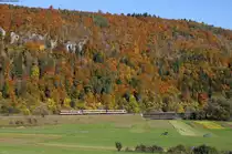 VT 42 und VT 43 als HzL88100 (Blumberg-Zollhaus-Sigmaringen) bei Fridingen 14.10.17