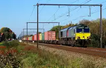 DE 6309 von Crossrail Benelux NV zieht am 14.10.2017 einen Containerzug bei Lummen in Richtung Hasselt
