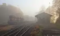 742 358-5 und 742 357-7 zu sehen am 17.10.17 in Hazlov mit der Übergabe nach Aš.
