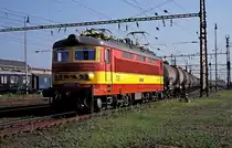  242 230  Cheb  28.05.92