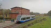 Der 646 110-6 der UBB befuhr am 16.10.17 die Stillegungsbedrohte Strecke Barth-Velgast(-Stralsund), hier grade in Barth angekommen als RB29480 um später wieder nach Velgast - Stralsund zu fahren.

Da mir auch Persönlich was an der Strecke und er Darßbahn was Liegt, möchte ich nun Kurtz darauf Hinweisen:
http://www.keinebahnistkeineloesung.de/