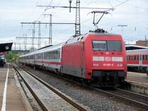 Die Br.101 087-5 fuhr am 12.05.07 mit einem IC von Karlsruhe Hbf nach N�rnberg Hbf. Hier im Bahnhof Aalen.