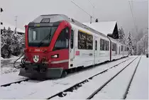 R1448 mit ABB ABe 8/12 3506 in Litzirüti. (06.11.2017)