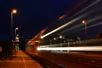 Auf nach Magdeburg hieß es für 642 688 am 4.8.17 als er um 21:55 in Staßfurt als RE10 abfuhr.

Staßfurt 04.08.2017