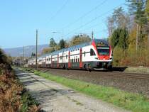 Lenzburg - 31.10.17 : RABe 511 016 als IR nach Zürich.