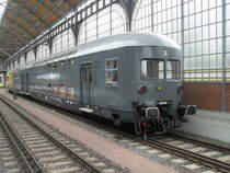 Historischer Doppelstockwagen der Lübeck-Büchener Eisenbahn am 18.06.2010 im Lübecker Hbf.