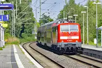 111 011-3 schiebt RE4 nach Düsseldorf, hier Ausfahrt Bf Erkelenz - 29.08.2017