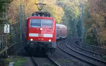 111 116 DB kommt mit dem RE4 von Dortmund-HBf nach Aachen-Hbf und kommt aus Richtung Rheydt,Wickrath,Beckrath,Herrath,Erkelenz,Baal,Hückelhoven-Baal,Brachelen,,Lindern,Süggerath,Geilenkirchen,Frelenberg,Zweibrüggen,Übach-Palenberg,Rimburg,Finkenrath,Hofstadt,Herzogenrath, Kohlscheid,Richterich,Laurensberg,Aachen-West und fährt durch Aachen-Schanz in Richtung Aachen-Hbf. 
Aufgenommen vom Bahnsteig von Aachen-Schanz. 
Bei Sonnenschein am Morgen vom 19.10.2017.