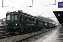 Eurovapor: BDe 3/4 Nr. 43 «Apfelsaft-Express» anlässlich der  Züriost-Founduefahrt  im Bahnhof Effretikon. Hier begenete der Triebzug, 4 Waggons der Swiss Classic Train. Sonntag, 19. November 2017