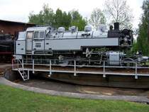Hier pr�sentiert sich die BR 86 283 auf der Drehscheibe in Schwarzenberg. (17.05.07)