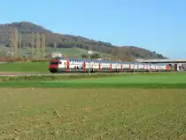 Sissach - 31.10.17 : IR 2472 Luzern - Basel.