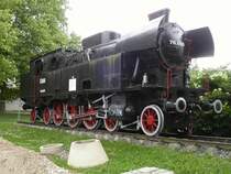Die auf einem Sockel aufgestellte 78 606 in Amstetten am 18.5.07
Leider befindet sich dort momentan eine Baustelle und bessere Aufnahmen sind Dank der Umz�unung nicht m�glich.
