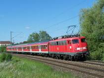 Die Br.110 400-9 fuhr am 18.05.07 von Aalen nach Donauw�rth Hbf, hier kurz vor dem Bahnhof Goldsh�fe.