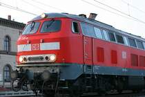 218 139 steht am Abend des 18.05.2007 im Bf. Hagenow Land.