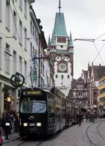 Freiburger Verkehrs AG.
VAG: Noch immer sind die schönen alten Düwags GT8N unentbehrlich und jeden Tag im Einsatz auf den Tramlinien 3 und 5. Aufnahmen vom 14. Dezember 2014.
Foto: Walter Ruetsch