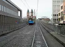 Freiburger Verkehrs AG.
VAG: Noch immer sind die schönen alten Düwags GT8N unentbehrlich und jeden Tag im Einsatz auf den Tramlinien 3 und 5. Aufnahmen vom 14. Dezember 2014.
Foto: Walter Ruetsch