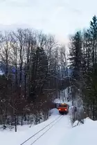 Die Nikolausfahrten der Bregenzerwälderbahn. Kurz vor der Spporeneggbrücke, Fahrtrichtung Bersbuch. 10.12.2017 2095.13