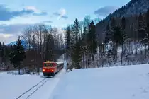 Die Nikolausfahrten der Bregenzerwälderbahn. Kurz vor der Spporeneggbrücke, Fahrtrichtung Bersbuch. 10.12.2017 2095.13