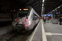 1442 ??? (Bombardier Talent 2) als S 37527 (S5) nach Zwickau(Sachs)Hbf steht in ihrem Startbahnhof Halle(Saale)Hbf auf Gleis 11 bereit. [3.12.2017 | 17:05 Uhr]