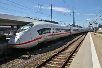 407 016-5 und 407 514-9 machen sich am 14.8.2017 als ICE516 nach Dortmund Hauptbahnhof im Münchener Hauptbahnhof auf den Weg.