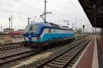 193 292 (Siemens Vectron) der České dráhy ist im Vorfeld des Dresdner Hbf abgestellt und wartet auf eine neue EuroCity-Leistung. [16.12.2017 | 11:23 Uhr]